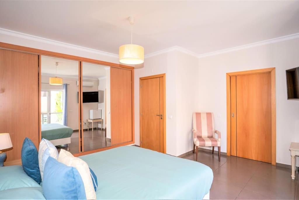 Luxuryvilla With Private Heated Pool And Spa 7P Quarteira Eksteriør billede